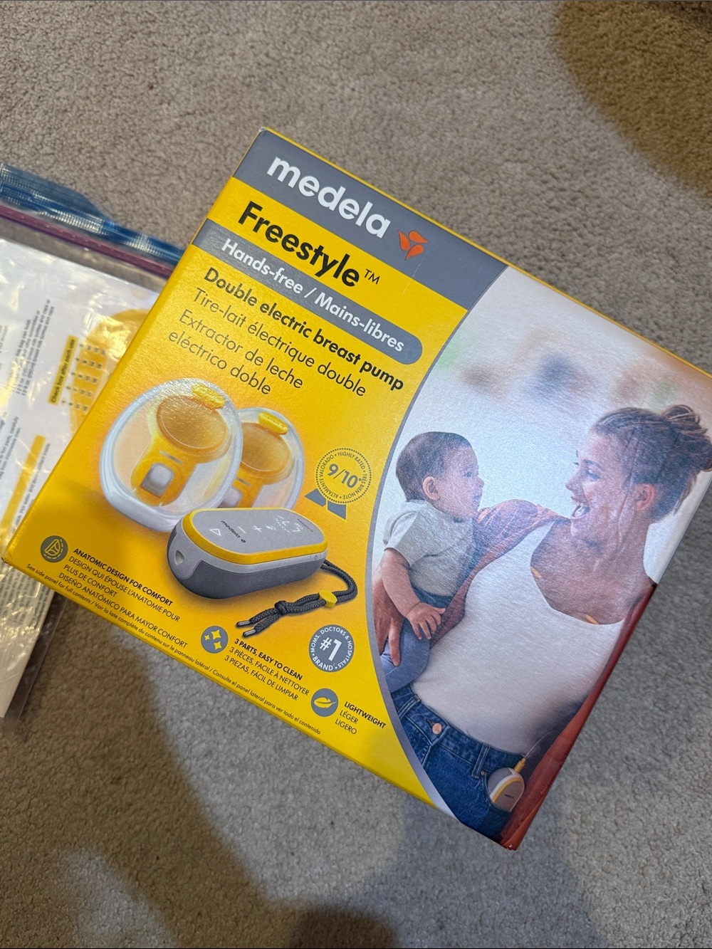 Medela Freestyle hands free double electric breast pump